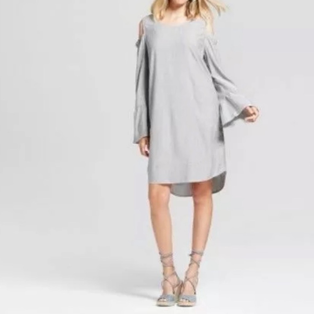 Merona Gray/white cold shoulder midi dress